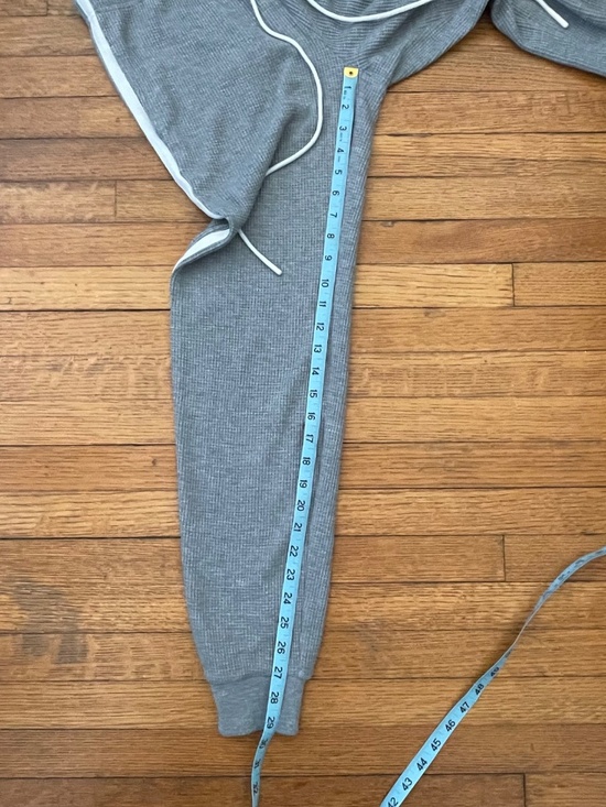 Set - Varley half zip (Hawley) top and bottoms 25" - Picture 13 of 15